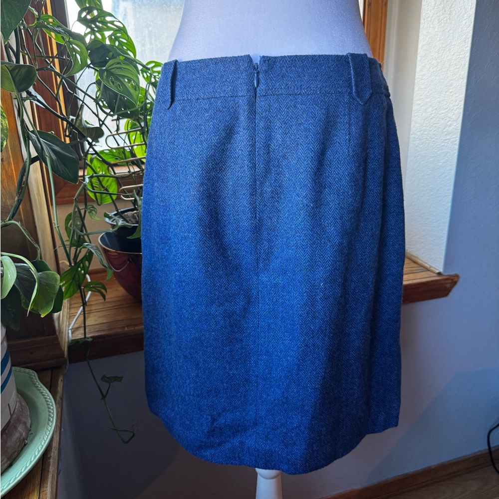 EUC Talbots fully lined wool skirt blue SZ 8 career wear - Picture 4 of 10